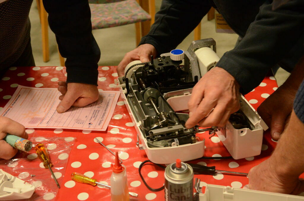 Repair Café und Handyhilfe finden am 14. April statt