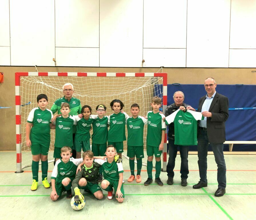 Stadtwerke sponsern Nachwuchskicker aus der Nachbarschaft