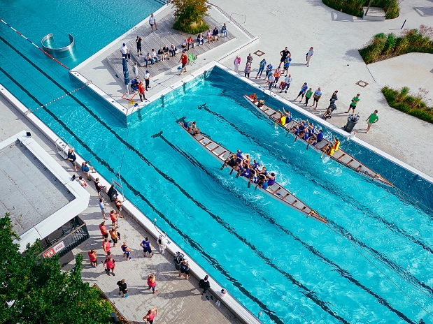 Stadt organisiert Drachenboot-Fun-Cup im Badepark