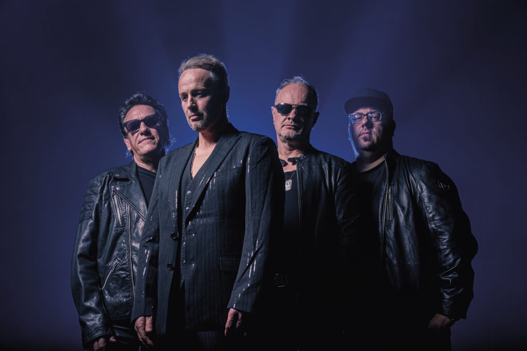 „Enjoy the Silence“ trifft auf „Where the Streets have no name“