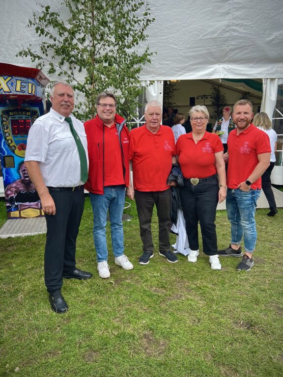 SPD Osterwald/Heitlingen zu Besuch beim Schützenfest in Heitlingen