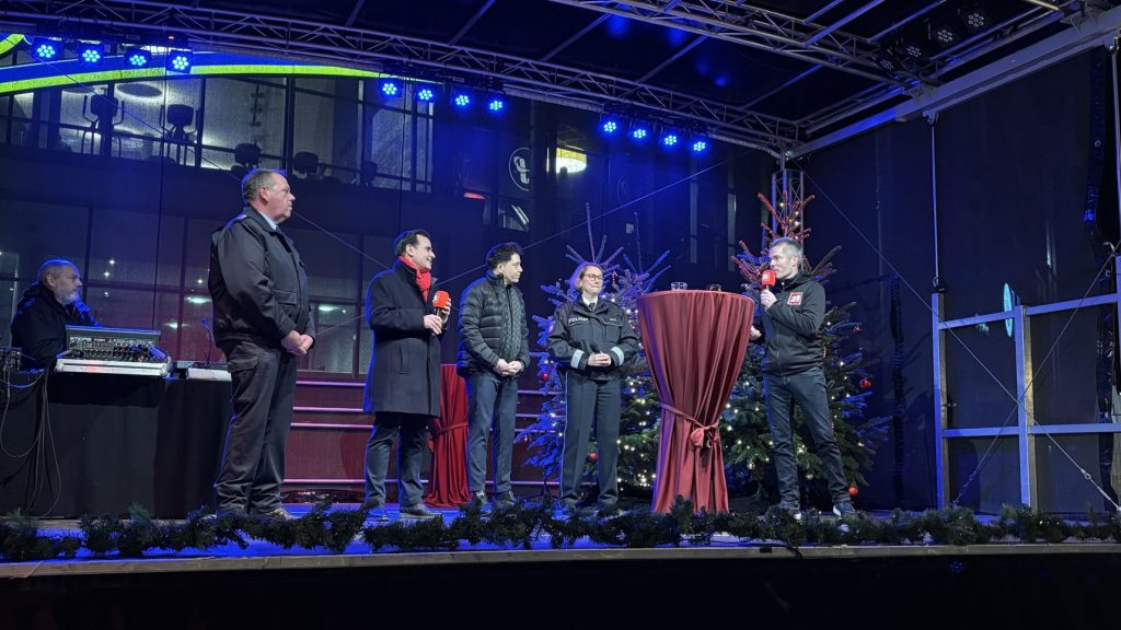 Bürgermeister dankt Einsatzkräften und Pflegepersonal