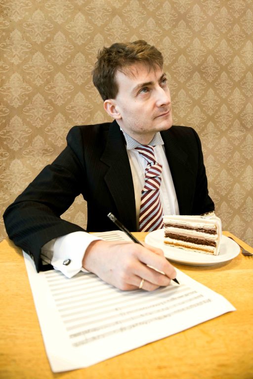 Sebastian Krämer singt Lovesongs für Verwandte