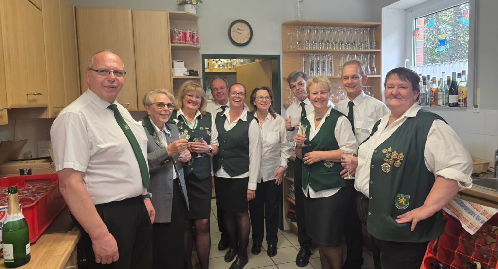 Königsscheiben-Überbringen beim Schützenverein Berenbostel