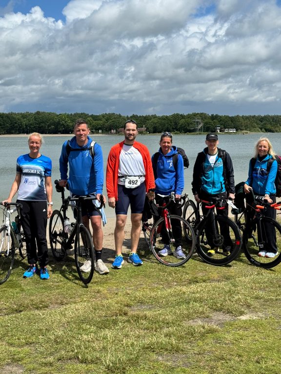 Garbsener SC trotzt Regen und Wind beim Tankumsee-Triathlon