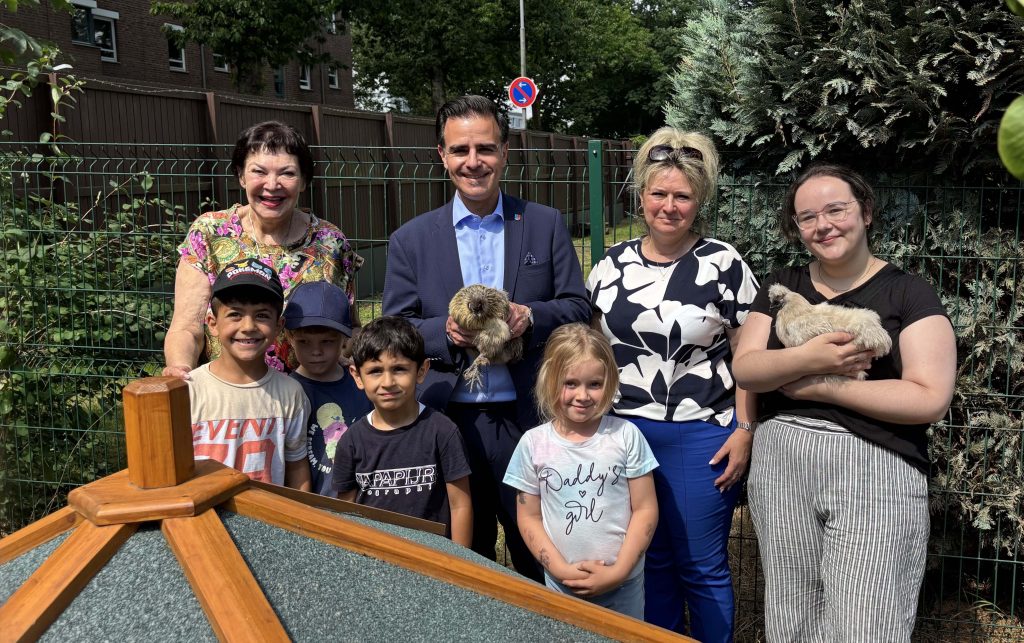 Leihhühner sorgen für tierische Lernerlebnisse