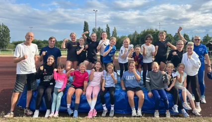 Wacker Girls legen ihr Sportabzeichen ab